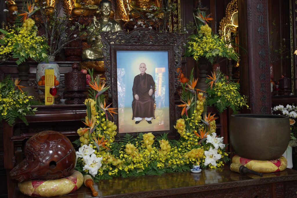 Chân dung Hòa Thượng